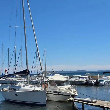 Grand Aux Salins - Climatisation - Terrasse - 90m De La * הייר