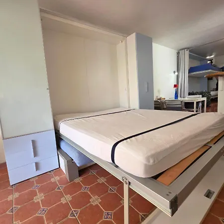 Grand Aux Salins - Climatisation - Terrasse - 90m De La דירה