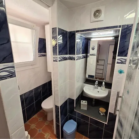 Grand Aux Salins - Climatisation - Terrasse - 90m De La *