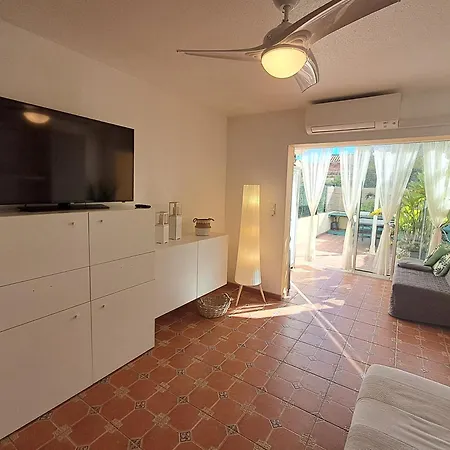 דירה Grand Aux Salins - Climatisation - Terrasse - 90m De La *